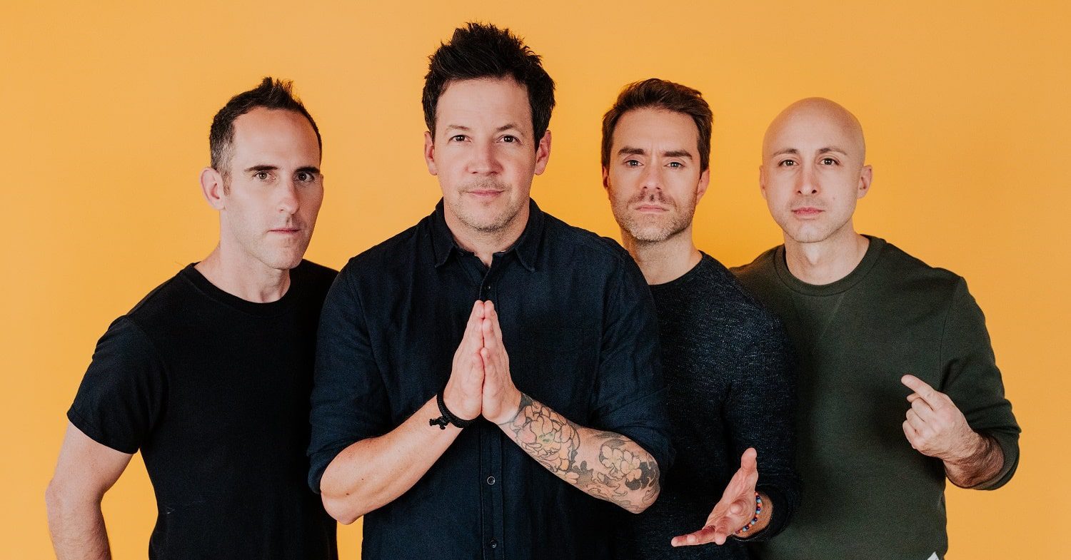 Llega la nostalgia de los 2000 a Puebla con el concierto de Simple Plan 