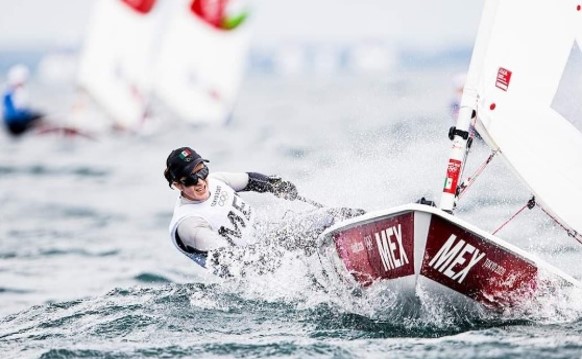 La mexicana Elena Oetling triunfa en el WesMex de Vela en Bahía de Banderas