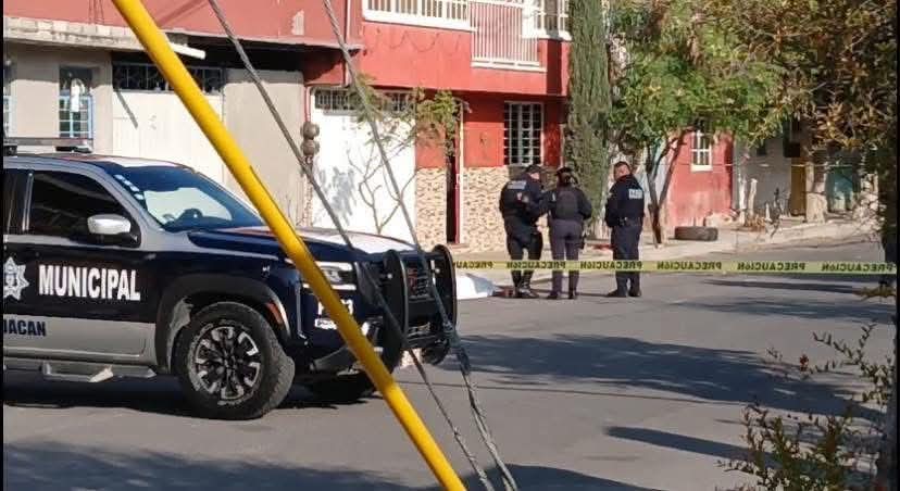 Hombre fallece apuñalado tras presunta riña en Tehuacán