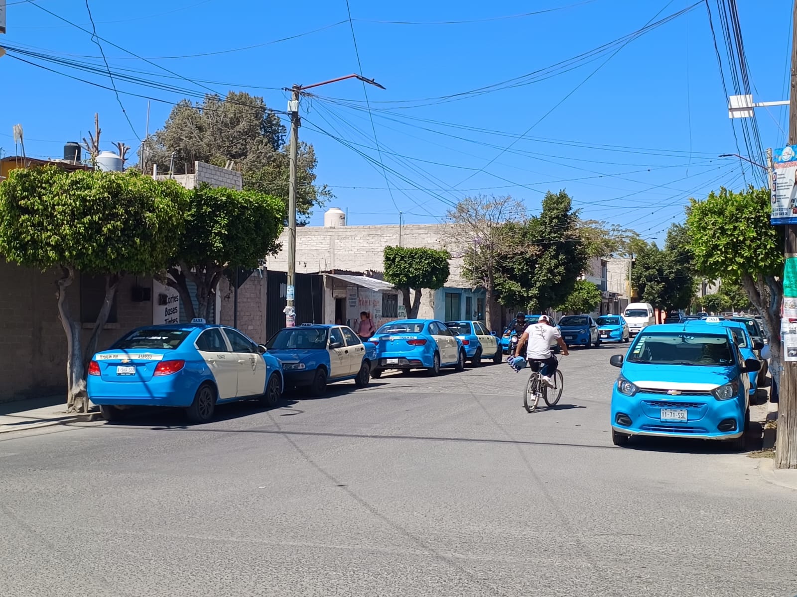 Taxistas de Tehuacán anuncian protesta y advierten bloqueo en la caseta de San Lorenzo Teotipilco