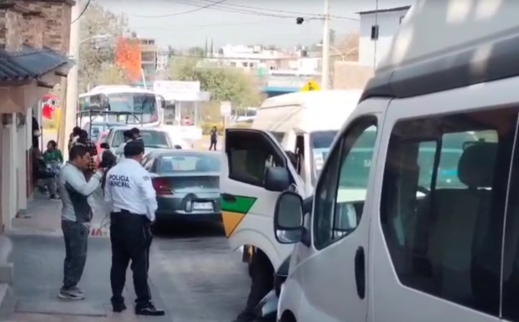 VIDEO Una combi de la ruta Contla atropelló a una niña de 10 años en Tlaxcala 