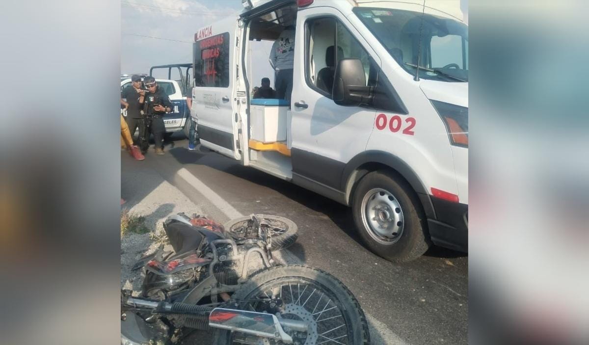 Dos personas graves tras fatal accidente en carretera federal Acatzingo-Xalapa 