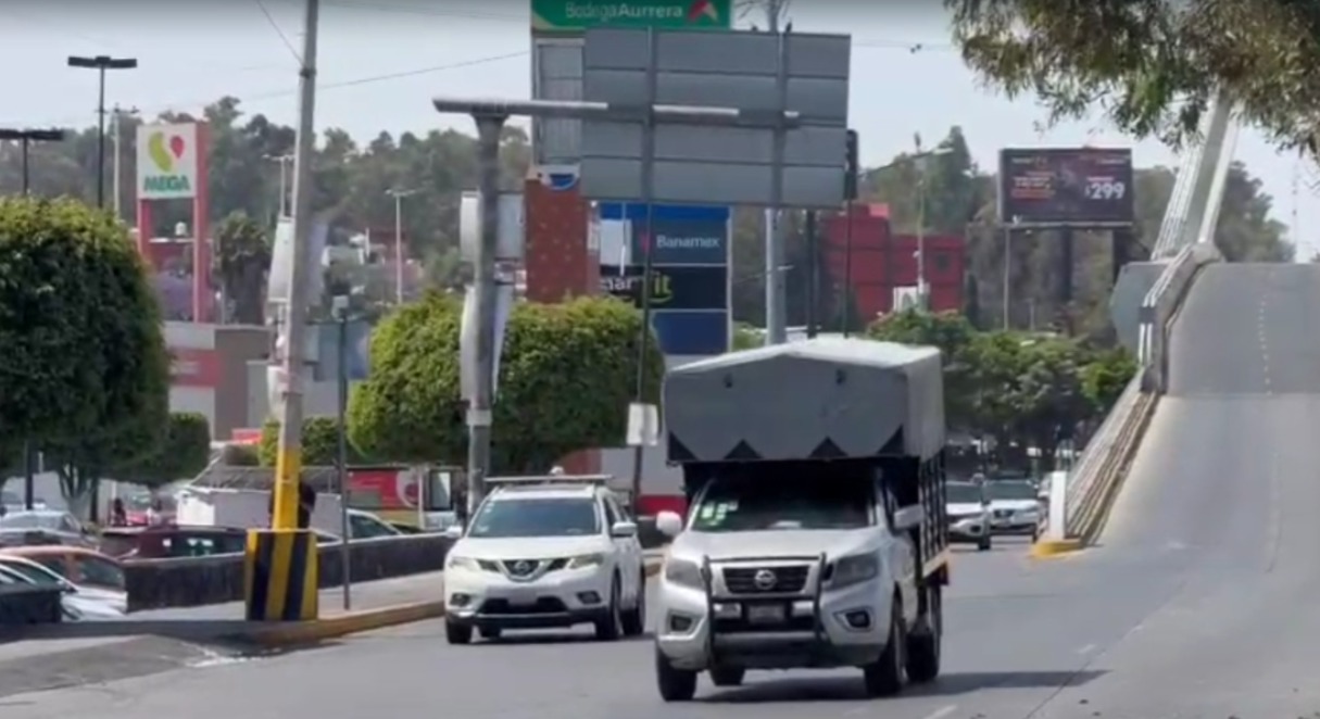 VIDEO Tras un acuerdo con Infraestructura, abren circulación en la Calzada Zaragoza 