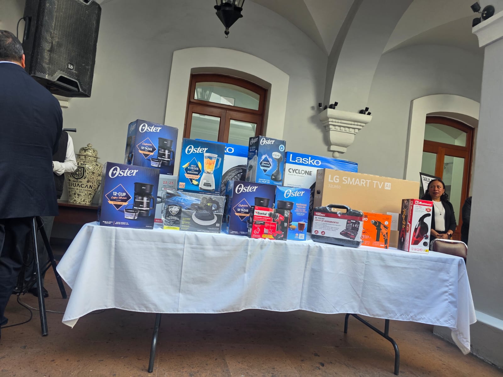 Realizan en Tehuacán campaña de canje voluntario de armas 