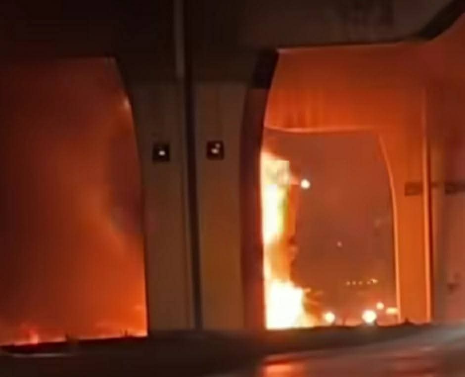 Muere calcinado elemento de la Policía Estatal en la autopista México-Puebla 