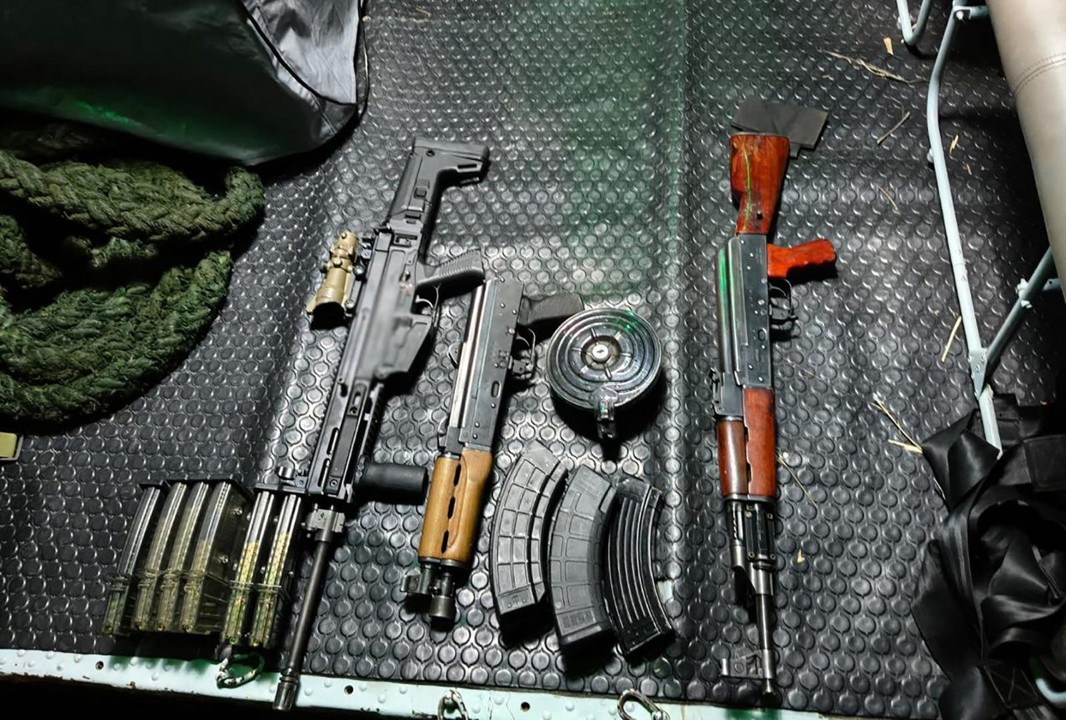 Detienen a cuatro personas y aseguran un laboratorio clandestino en Sinaloa