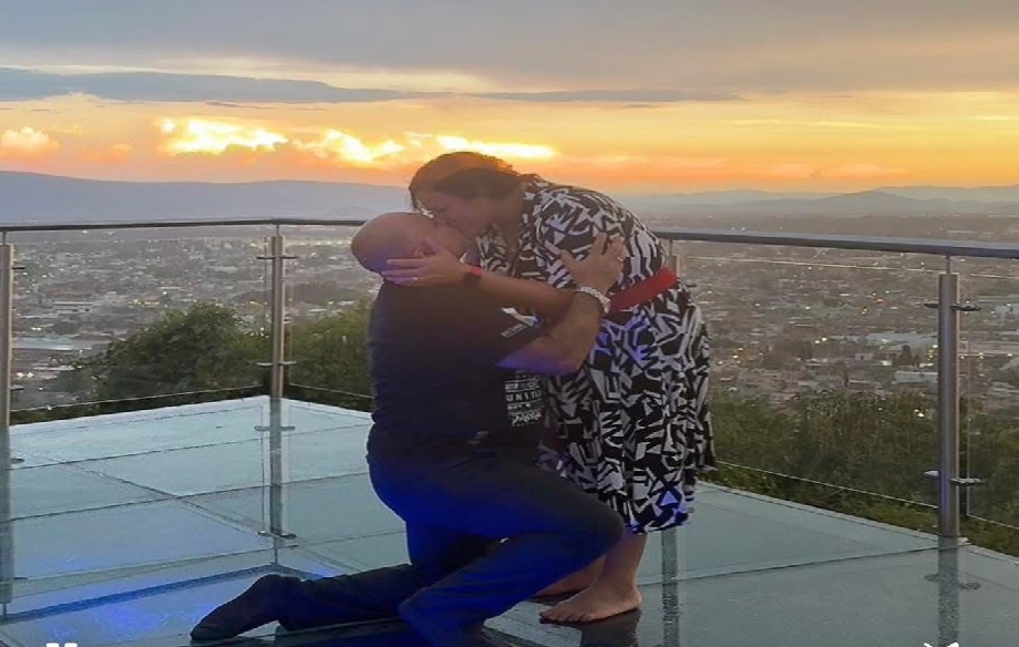 Oaxaqueños se comprometen en el Mirador de Cristal de Atlixco