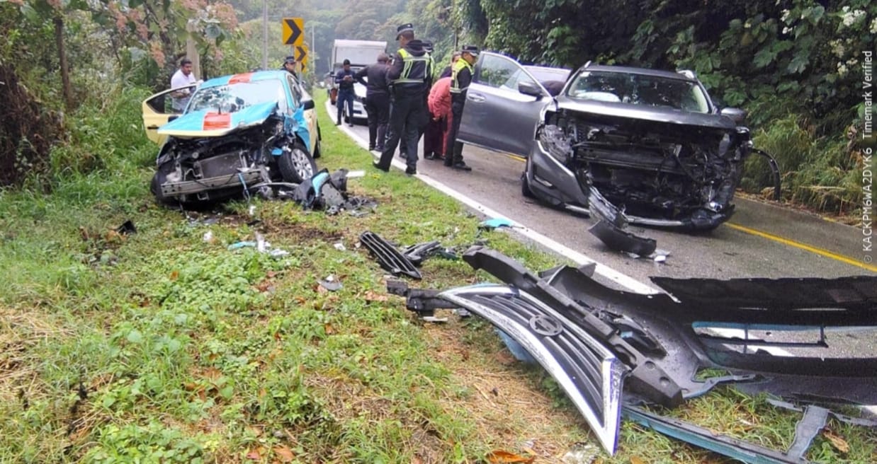 Choque en la carretera Teziutlán–El Mohón deja ocho personas lesionadas
