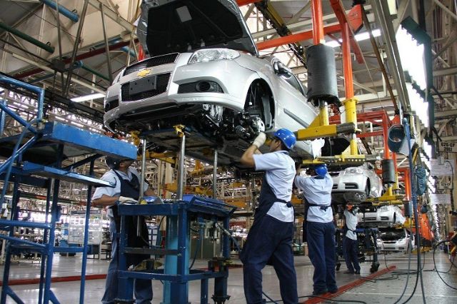 Mercado laboral en México reporta déficit de habilidades humanas y técnicas