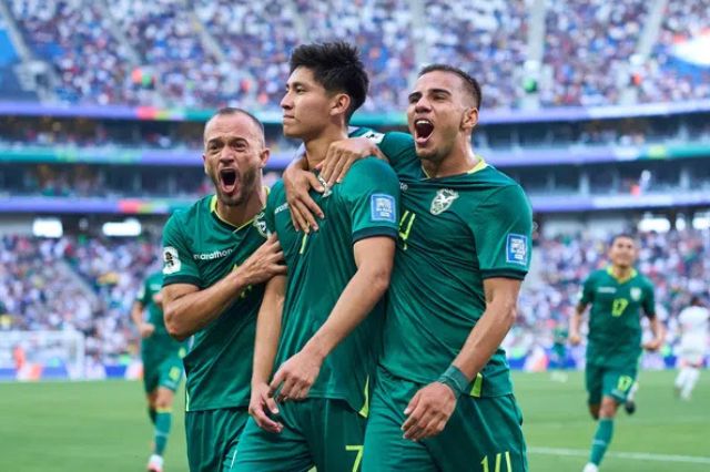 Bolivia remonta y vence 2-1 a Surinam rumbo a la Copa del Mundo 2026