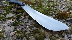 Ataca hombre a su pareja con machete en comunidad de Zautla