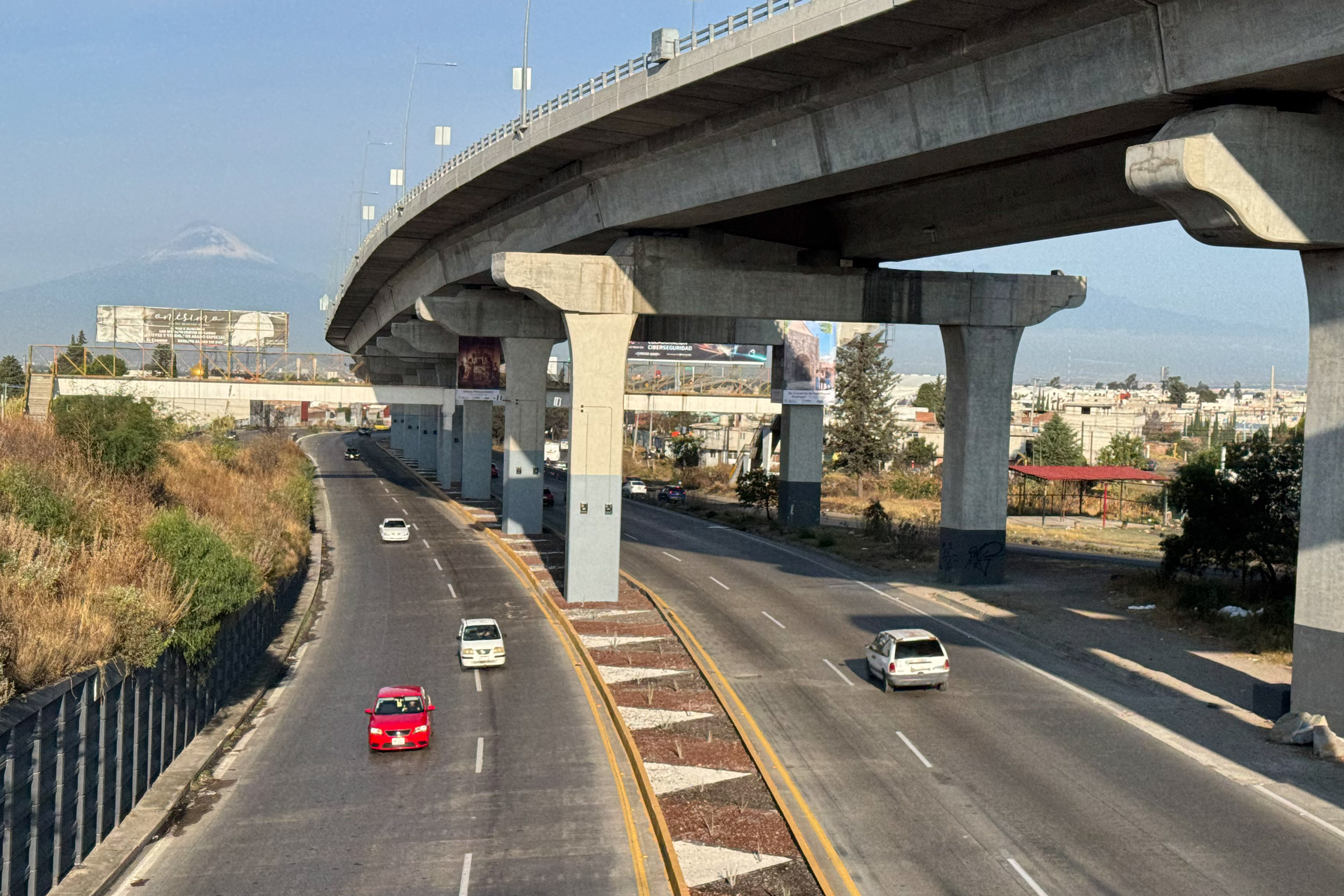 VIDEO Tráfico fluido en la México-Puebla previo a cierres carreteros