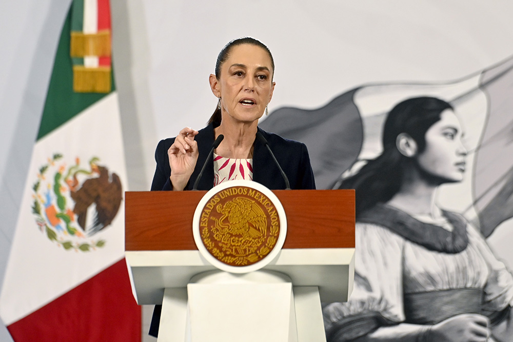 Anuncia Sheinbaum el Servicio Universal de Salud