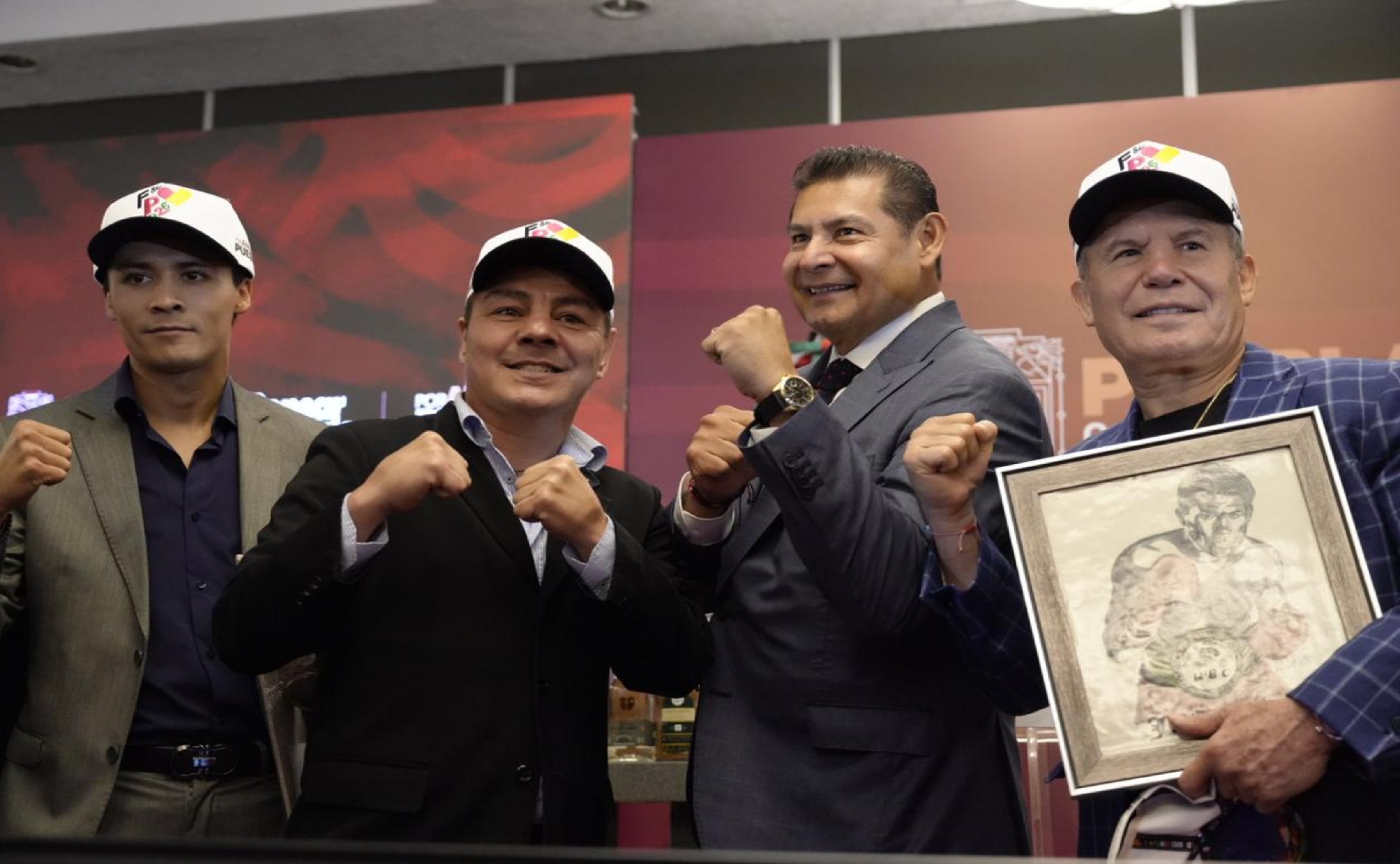 Noche de leyendas del boxeo en Puebla: Julio César Chávez se enfrentará a El Travieso