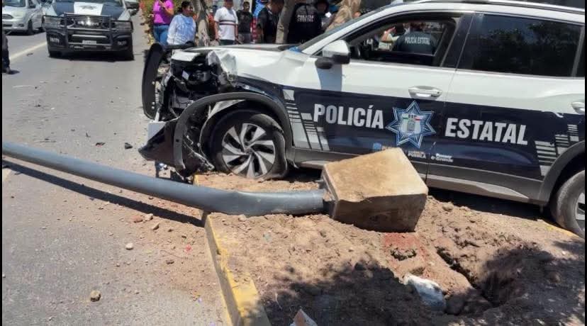 Ciclista resulta grave tras ser arrollado por patrulla estatal en Tehuacán