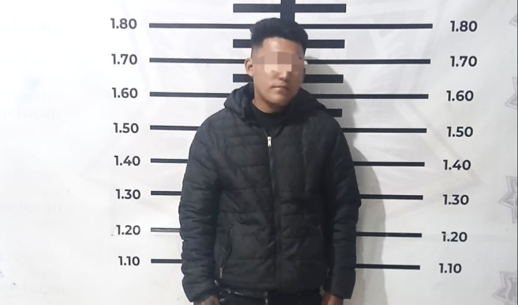 Detienen a un hombre por presunto intento de asalto a transporte público en Texmelucan