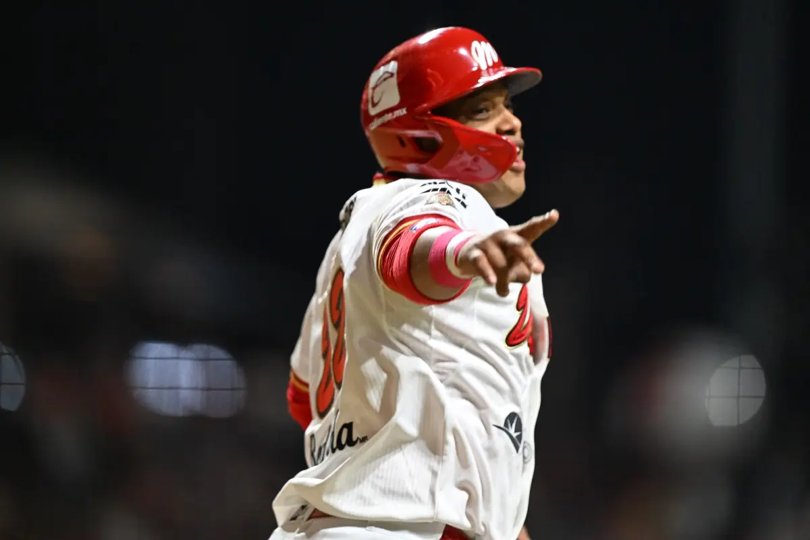 El campeón Diablos Rojos abre temporada con triunfo