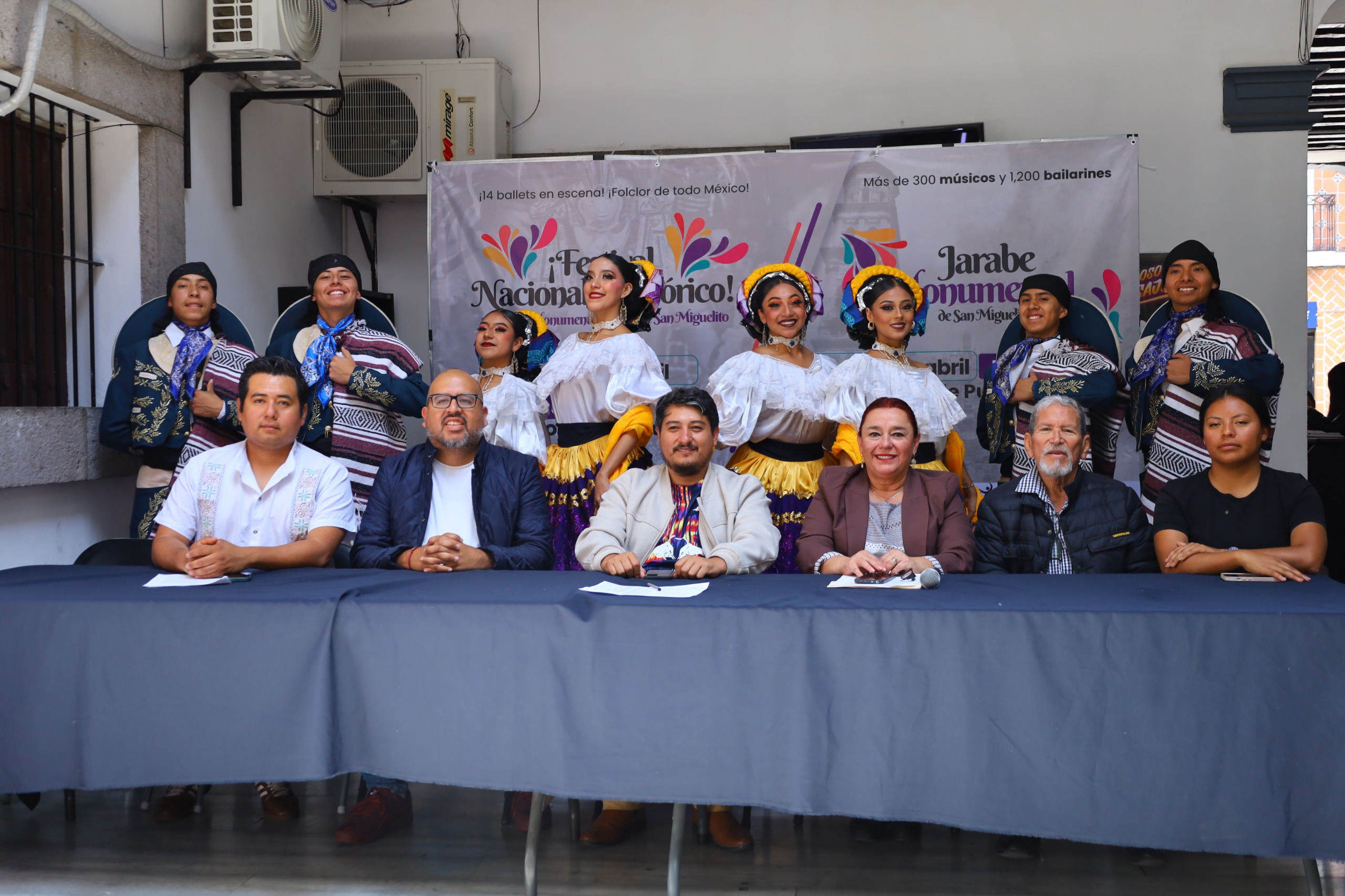 Presentan primer Festival Nacional Folclórico en el Teatro de la Ciudad de Puebla
