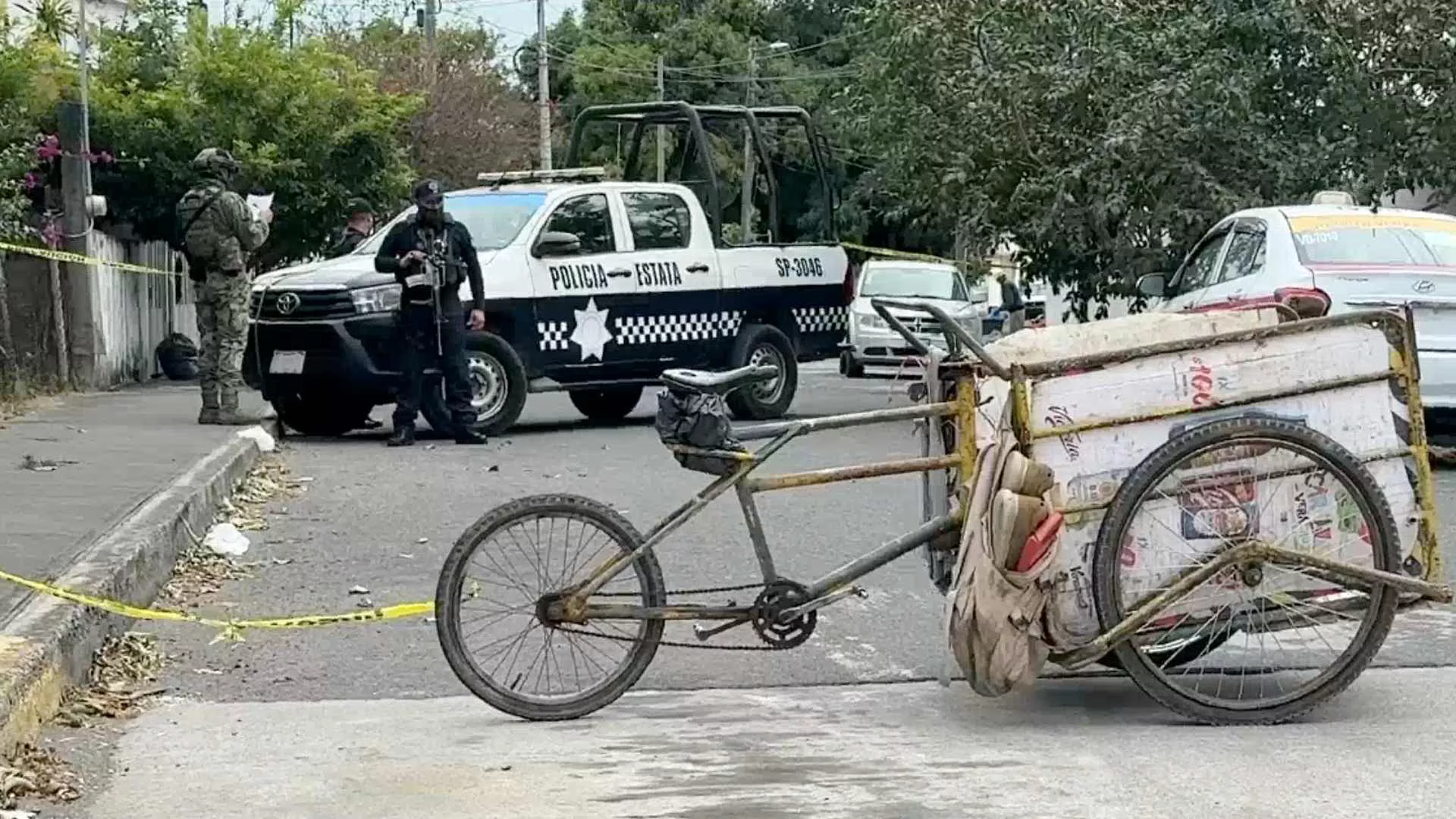 Muere hombre en Calpan tras ser atropellado cuando iba en su triciclo