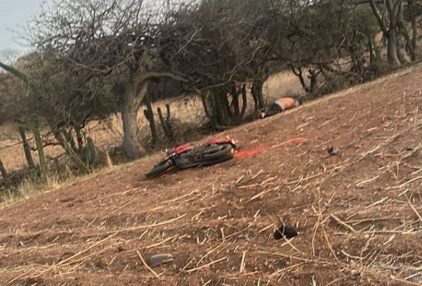 Fallece motociclista en la carretera Acatlán–San Francisco Boquerón