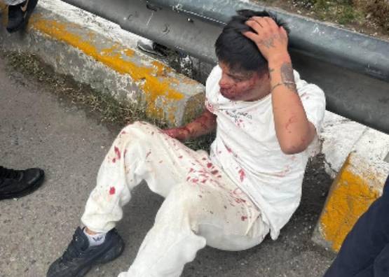 Detienen y golpean a presunto asaltante de transporte público de la Ruta 50