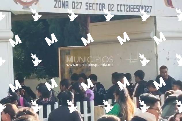 Tras amenazas de tiroteo en escuela de Huejotzingo realizan operativo mochila