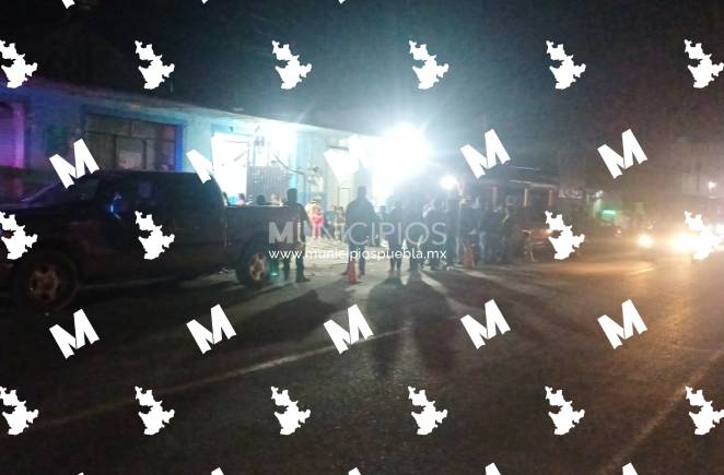 Vecinos de El Verde cierran la México-Puebla para localizar a una joven secuestrada