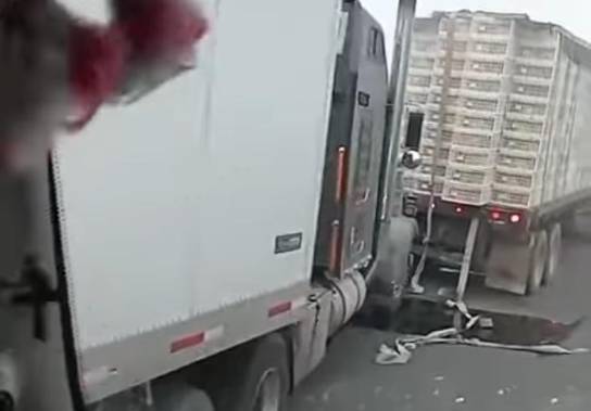 Accidente en la Puebla-Orizaba mantiene cerrada la vialidad 
