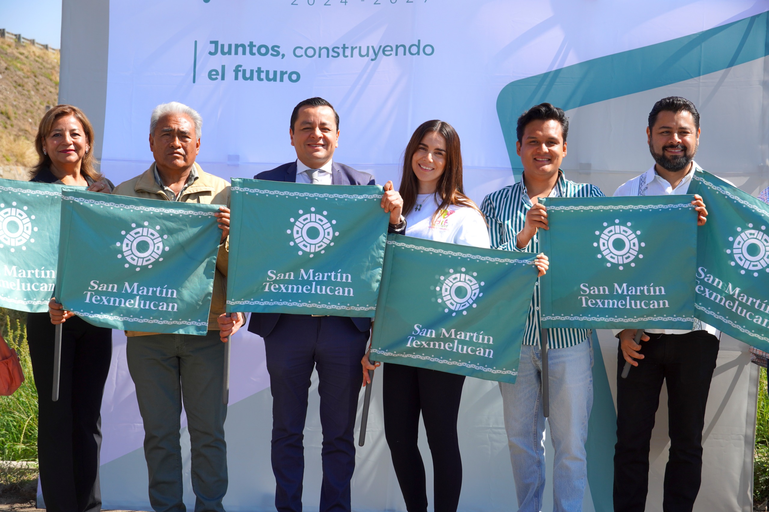 Con inversión superior a los 8.3 mdp gobierno de Texmelucan inicia pavimentación de la calle puebla en Temaxcalac