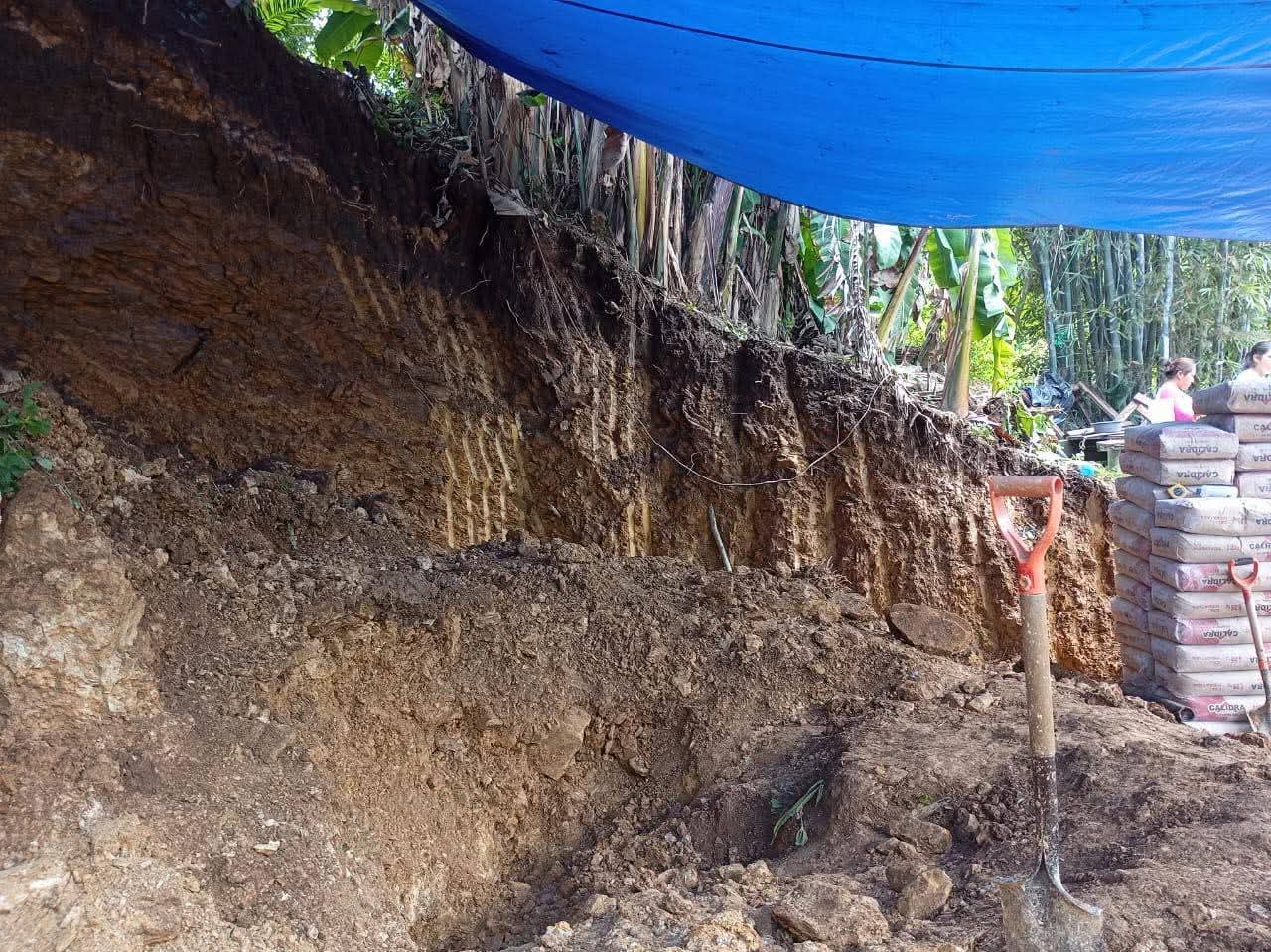 Muere albañil tras deslizamiento de tierra en Zacatlán