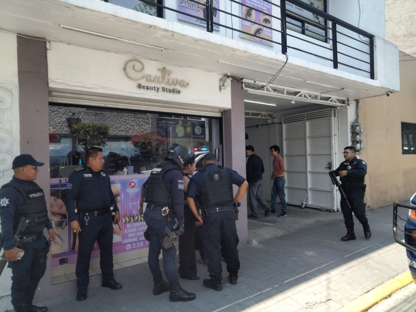 Engaño en plena vía pública deja a un transeúnte sin sus pertenencias en Tehuacán