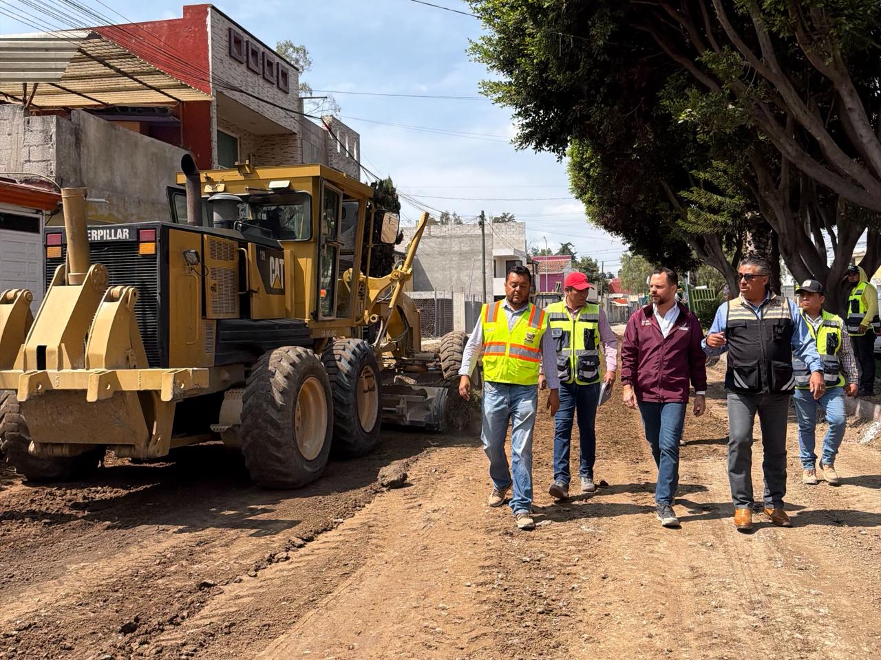 Avanza Gobierno de Chedraui con trabajos de rehabilitación vial en Bulevar Apulco