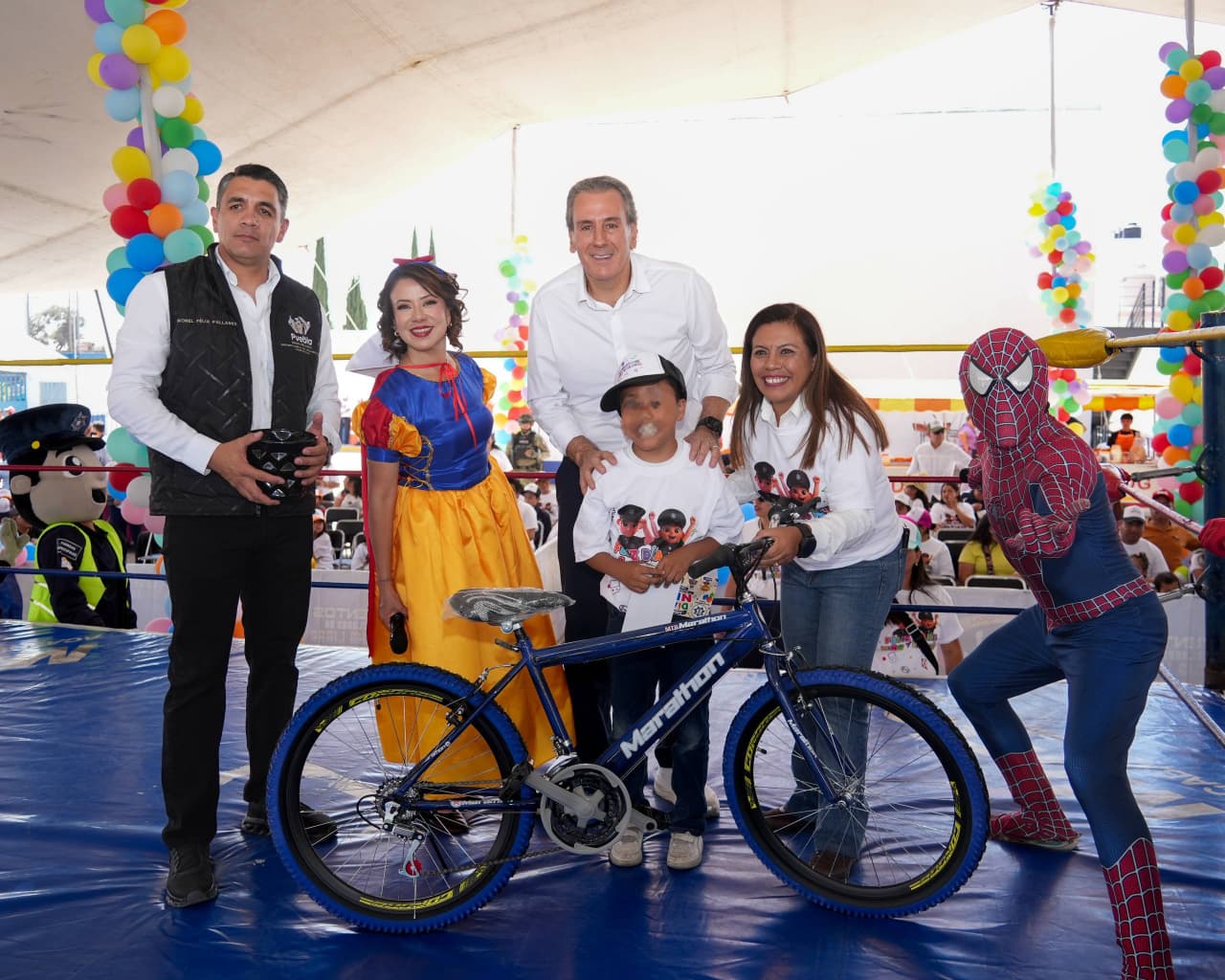 Pepe Chedraui celebra el Día de la Niñez con familias de la SSC