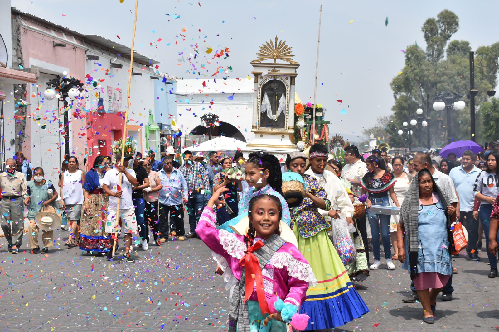 Celebran la Fiesta de la Santa Cruz en Huaquechula 