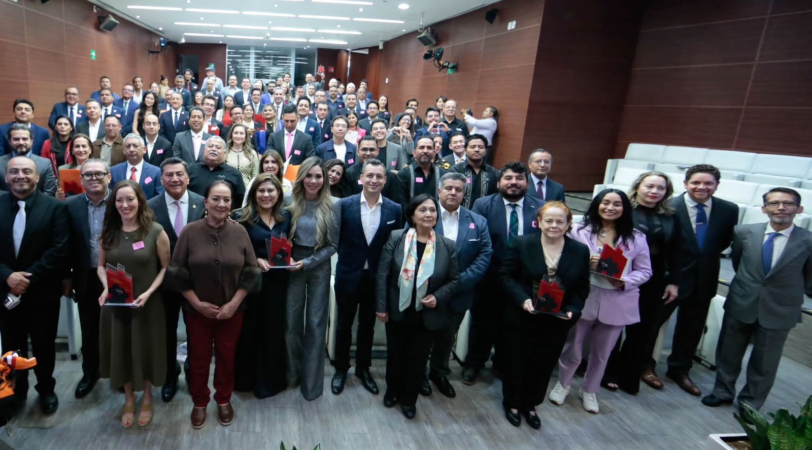 Gobierno de Pepe Chedraui es referente en protección de datos personales con perspectiva de género