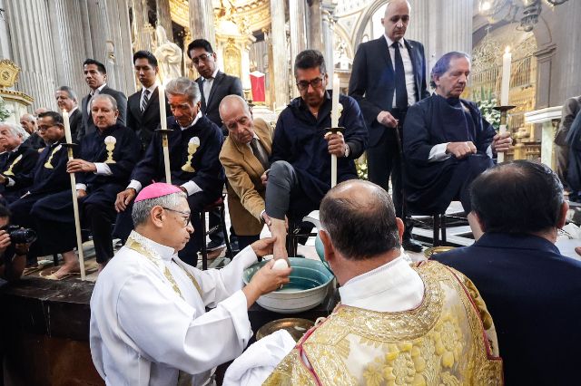 Celebran Lavatorio de Pies en Puebla y anuncian recorrido del Viernes Santo