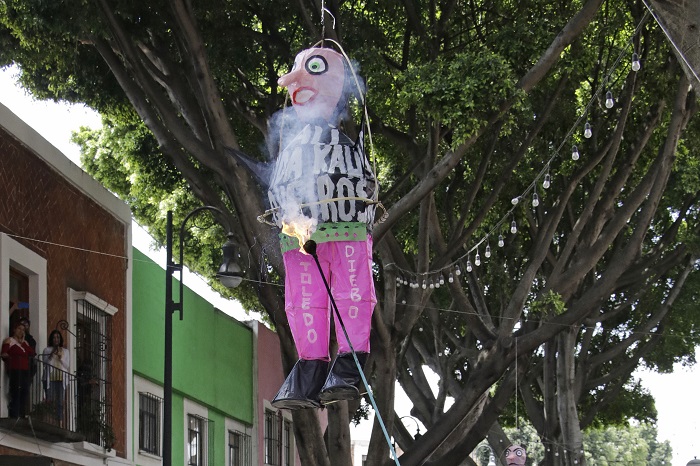 Quema de Judas 2026 en Puebla: hora, lugar y personajes que arderán este sábado