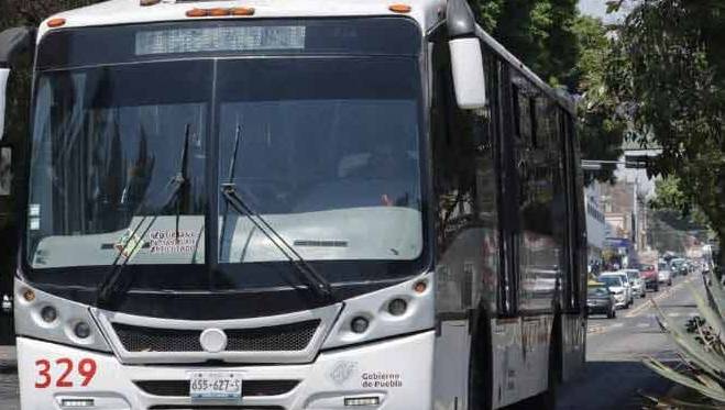 Tras procesión reanudan servicio en línea 2 de RUTA 