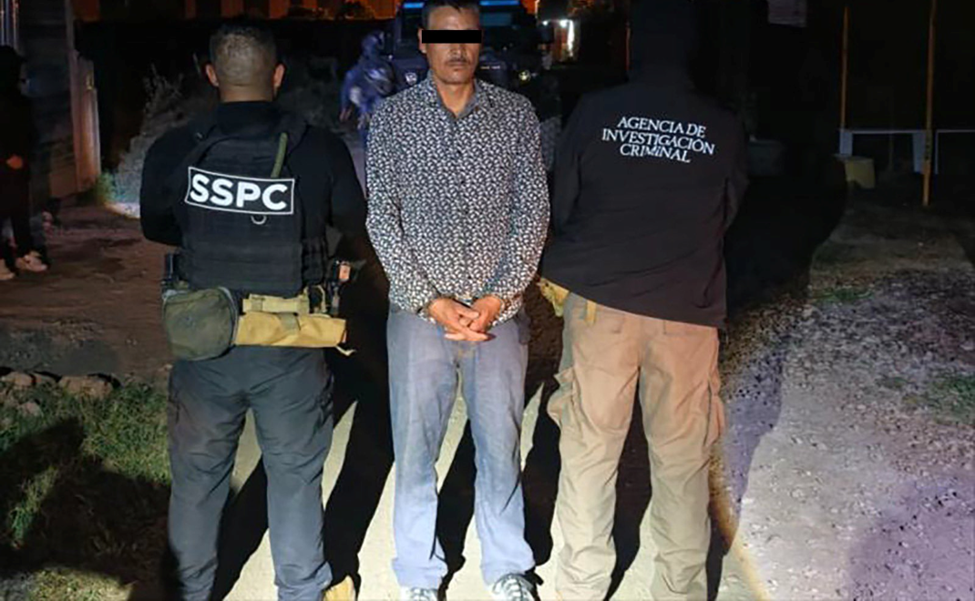 En Michoacán, autoridades federales y locales ejecutan dos cateos y detienen a dos personas