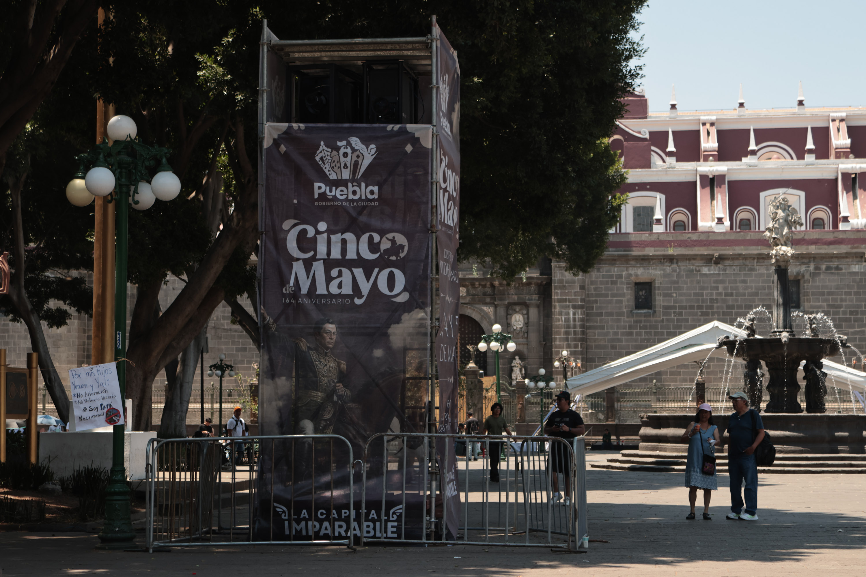 VIDEO Instalan video mapping en el Palacio Municipal para la celebración del del 5 de mayo
