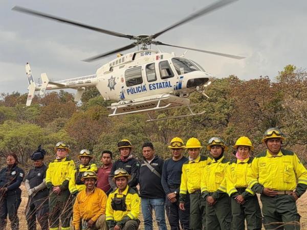 Sofocan incendio forestal en población de Cohetzala