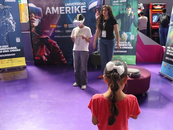 Delegaciones del SEDIF organizan recorridos a la Feria de Puebla