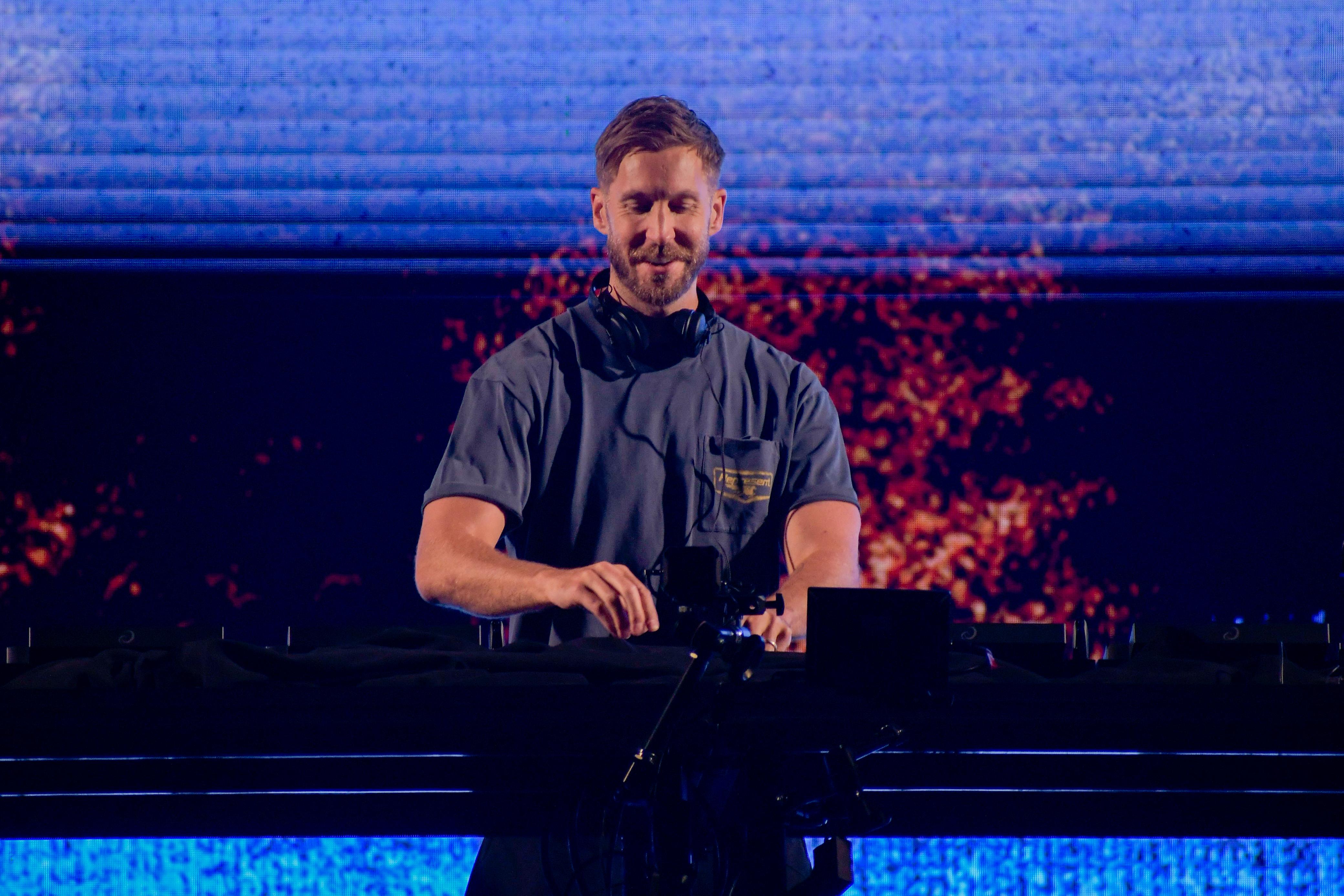 VIDEO Gran noche se vivió en el Teatro del Pueblo con la música de Calvin Harris 