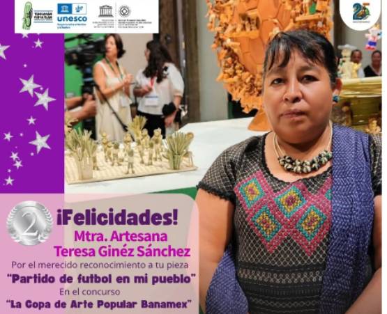 Artesana de Caltepec pone en alto a Puebla con obra inspirada en el fútbol tradicional