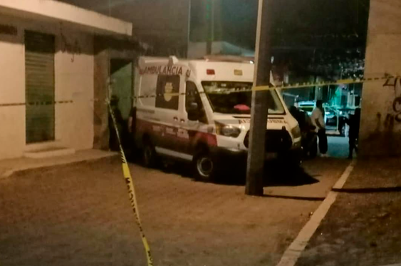 Hallan dentro de vivienda en Tepatlaxco cuerpo de hombre en avanzado estado de descomposición 