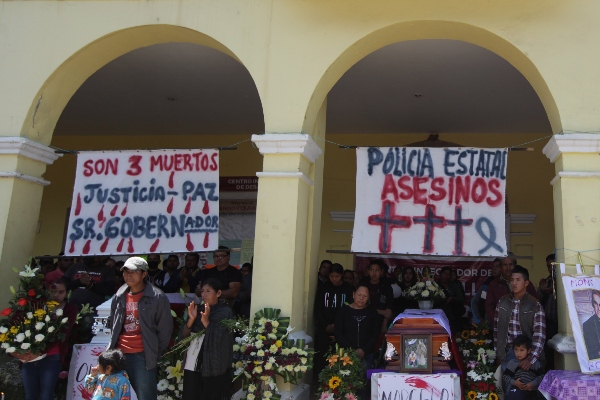 Indignación en Coyomeapan por liberación de policías acusados del homicidio de tres activistas   