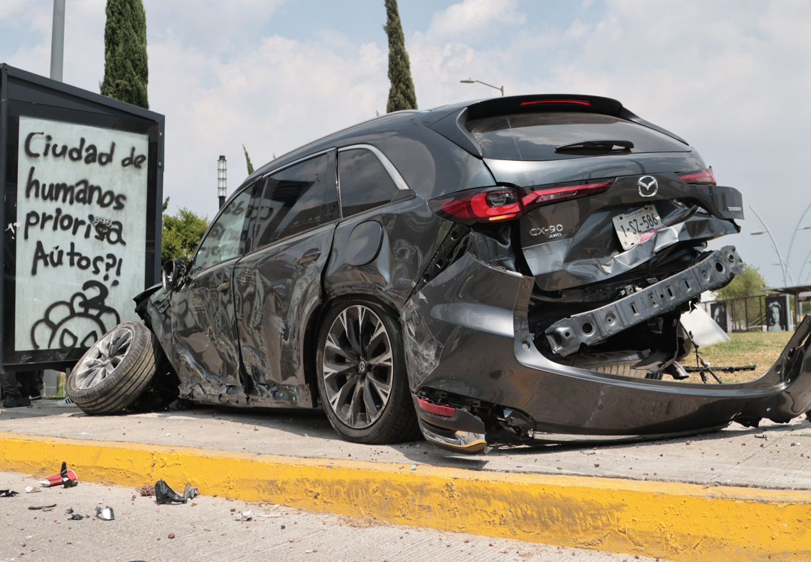 Irresponsabilidad y alta velocidad, igual a otro accidente en la Vía Atlixcáyotl