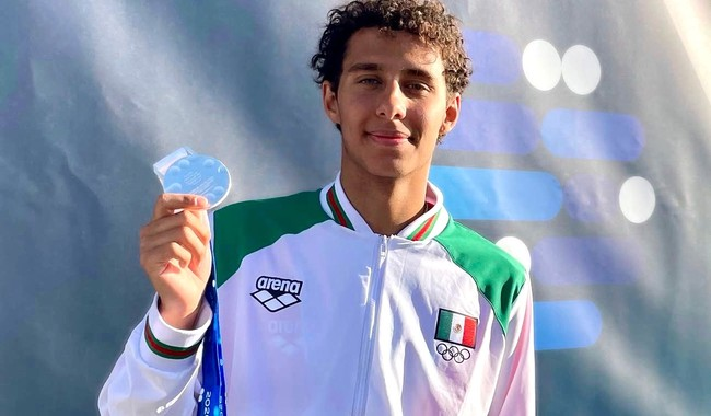 Mexicano Paulo Strehlke hace historia con medalla de plata en Aguas Abiertas
