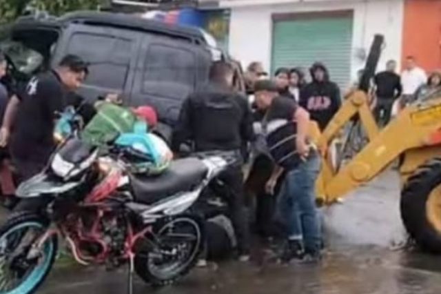Motociclista es atropellado en Texmelucan