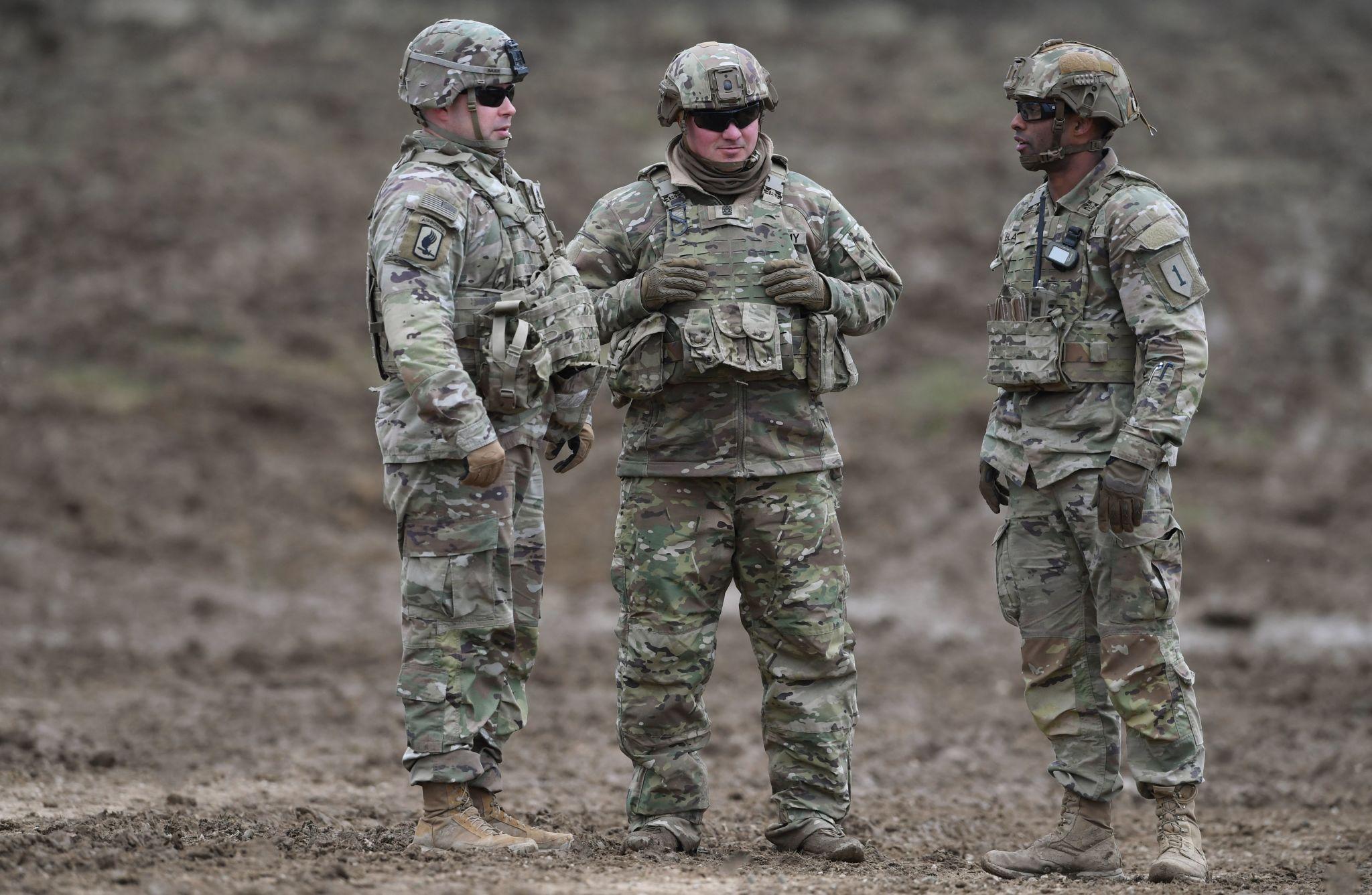 La OTAN pide aclaraciones a EU por retiro de militares en Alemania